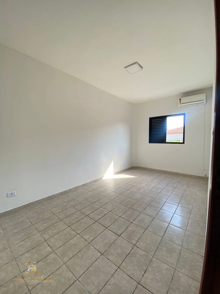 Seu novo lar a apenas 600 m da praia — qualidade de vida e excelente custo-benefício: 4ª foto da galeria de imagens do imóvel