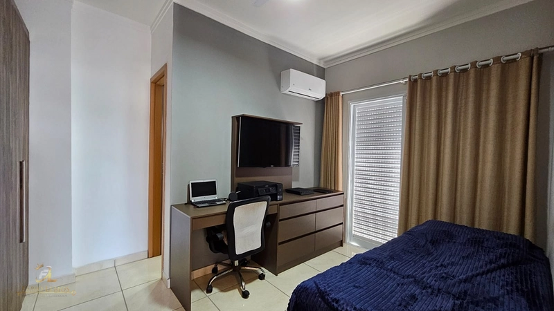 LINDO APARTAMENTO NA GUILHERMINA....: 20ª foto da galeria de imagens do imóvel