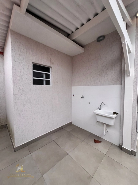  🏠 CASA DE 02 DORMITÓRIOS *REFORMADA* A 20 METROS DO MAR...: 13ª foto da galeria de imagens do imóvel