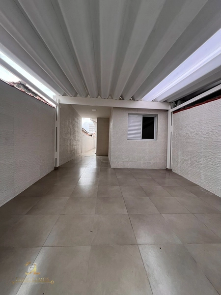  🏠 CASA DE 02 DORMITÓRIOS *REFORMADA* A 20 METROS DO MAR...: 3ª foto da galeria de imagens do imóvel