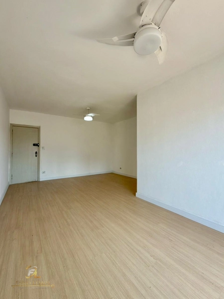 ÓTIMO APARTAMENTO A 400 METROS DO MAR : 3ª foto da galeria de imagens do imóvel