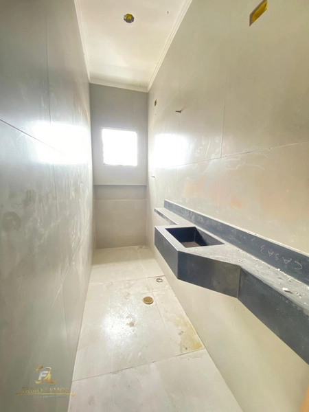 SOBRADO INDIVIDUAL E NOVO : 8ª foto da galeria de imagens do imóvel