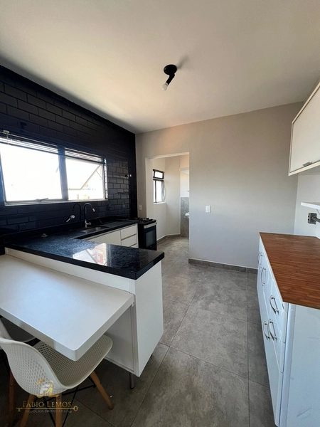 APARTAMENTO MOBILIADO NO BAIRRO GUILHERMINA. ÓTIMO PARA INVESTIR OU MORAR : 4ª foto da galeria de imagens do imóvel