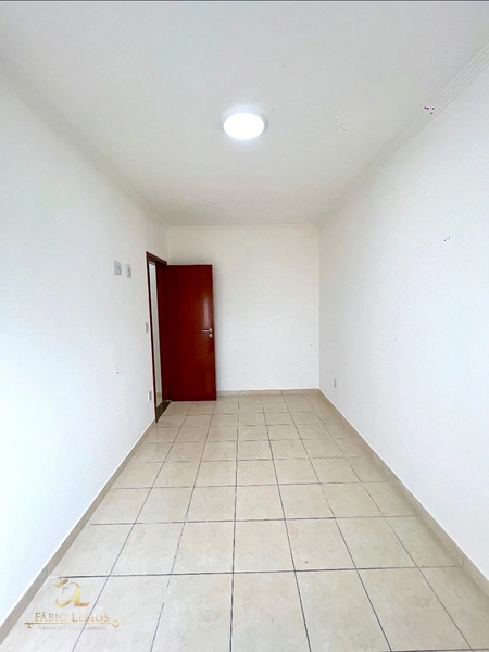 APARTAMENTO SÓ A 400 METROS DA PRAIA : 10ª foto da galeria de imagens do imóvel