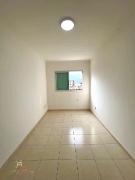 APARTAMENTO SÓ A 400 METROS DA PRAIA : 8ª foto da galeria de imagens do imóvel