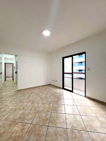 ÓTRIMO APARTAMENTO A 200 METROS DO MAR : 2ª foto da galeria de imagens do imóvel