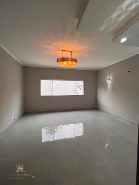 Casa isolada com piscina - aceita financiamento : 3ª foto da galeria de imagens do imóvel