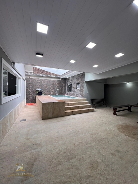 Casa isolada com piscina - aceita financiamento : 1ª foto da galeria de imagens do imóvel