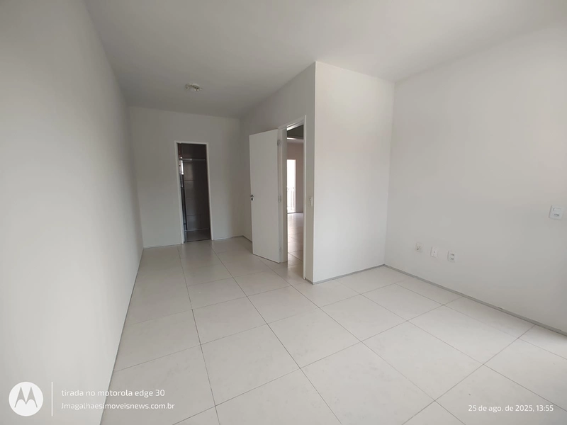 Casa Duplex à venda no Centro de Eusébio: 3ª foto da galeria de imagens do imóvel