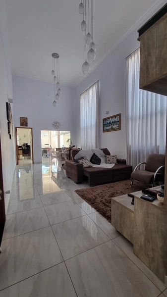 Casa de 3 Suítes e Piscina no Residencial Quebec em São Carlos/SP.: 3ª foto da galeria de imagens do imóvel