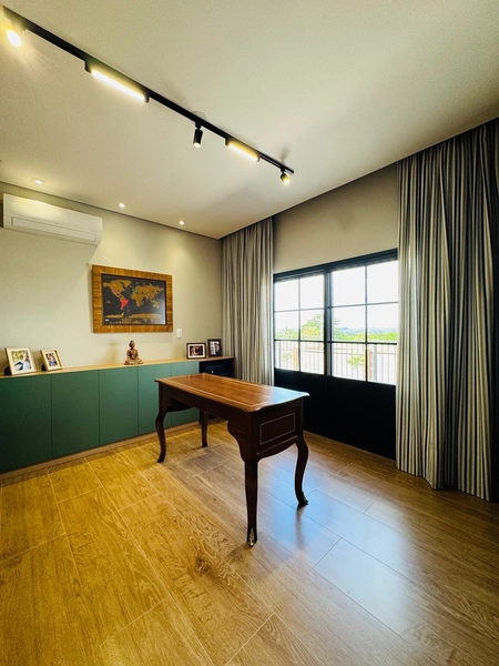 Casa contemporânea com 4 Suítes e piscina no Condomínio Faber IV no Parque Faber em São Carlos/SP: 8ª foto da galeria de imagens do imóvel