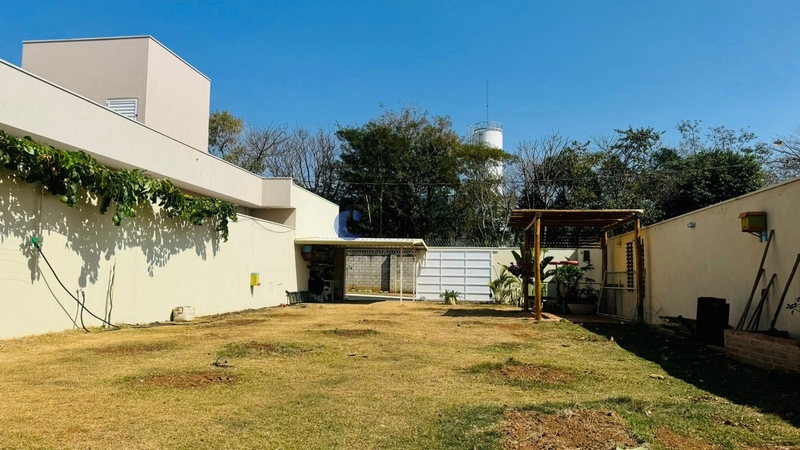 Terreno de 250 m² no condomínio Faixa azul em São Carlos/SP: 3ª foto da galeria de imagens do imóvel