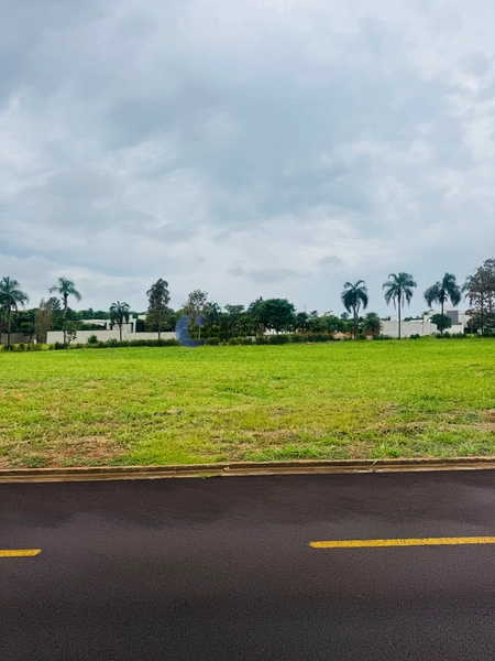 Terreno de 1430m² no Condomínio Damha Golf em São Carlos/SP.: 3ª foto da galeria de imagens do imóvel