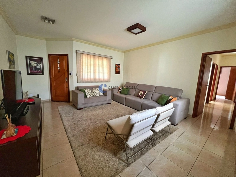 Casa de 3 dormitórios no Jardim Bandeirantes em São Carlos/SP: 1ª foto da galeria de imagens do imóvel