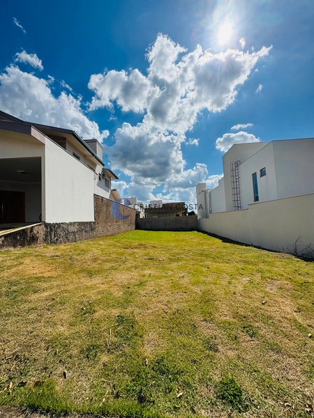 Terreno de 308m² no Condomínio Quebec em São Carlos/SP.: 2ª foto da galeria de imagens do imóvel