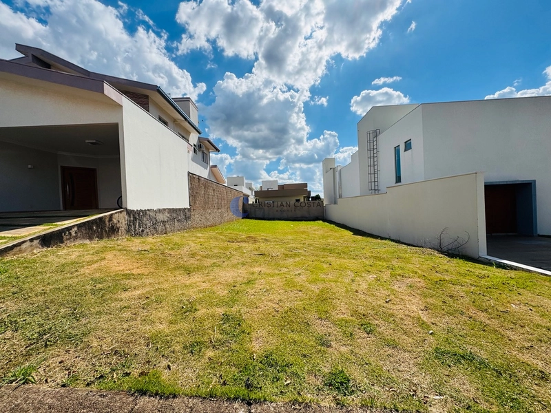 Terreno de 308m² no Condomínio Quebec em São Carlos/SP.: 1ª foto da galeria de imagens do imóvel
