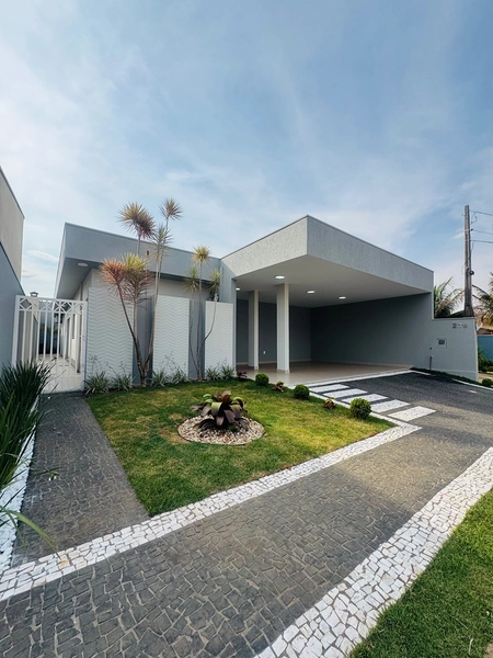 Casa de 3 dormitórios 1 suíte closet e escritório no Residencial Eldorado em São Carlos/SP.: 3ª foto da galeria de imagens do imóvel