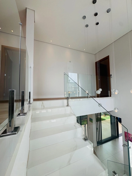 Sobrado de 4 Suítes e Piscina no Condomínio Faber IV em São Carlos/SP.: 30ª foto da galeria de imagens do imóvel