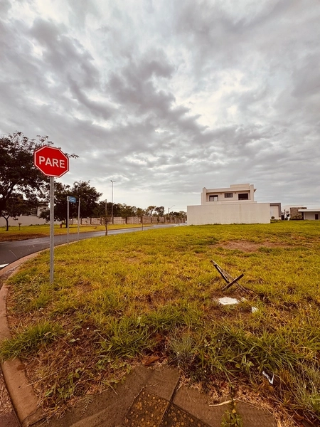 Terreno de 398 mts no Condomínio Faber IV em São Carlos/SP.: 1ª foto da galeria de imagens do imóvel