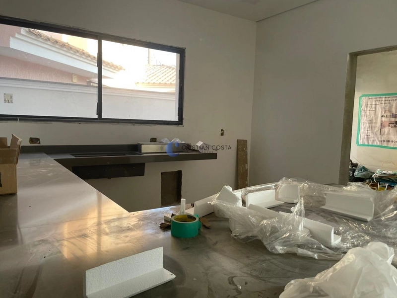 Sobrado de 4 suítes e piscina no Cond. Village Damha 2 em São Carlos: 5ª foto da galeria de imagens do imóvel