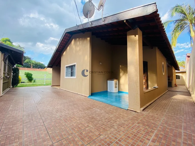 CASA DE 4 DORMITORIOS E PISCINA NO PARQUE SANTA MARTA EM SÃO CARLOS/SP: 4ª foto da galeria de imagens do imóvel