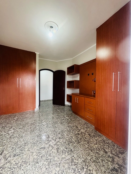 Sobrado de 3 Dormitórios e Piscina no Jd. das Torres em São Carlos/SP.: 30ª foto da galeria de imagens do imóvel