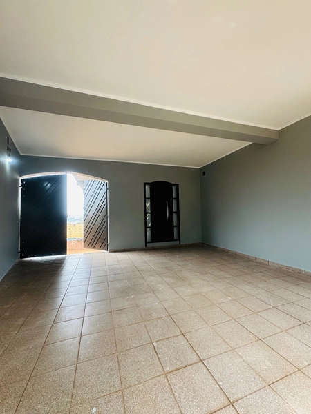 Sobrado de 3 Dormitórios e Piscina no Jd. das Torres em São Carlos/SP.: 2ª foto da galeria de imagens do imóvel