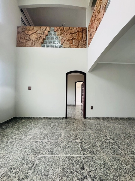 Sobrado de 3 Dormitórios e Piscina no Jd. das Torres em São Carlos/SP.: 6ª foto da galeria de imagens do imóvel