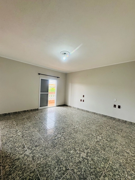 Sobrado de 3 Dormitórios e Piscina no Jd. das Torres em São Carlos/SP.: 23ª foto da galeria de imagens do imóvel