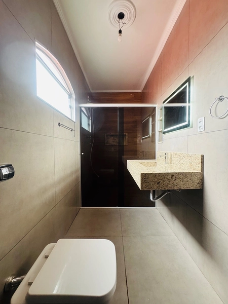 Sobrado de 3 Dormitórios e Piscina no Jd. das Torres em São Carlos/SP.: 31ª foto da galeria de imagens do imóvel