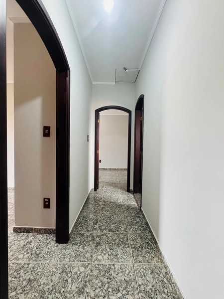 Sobrado de 3 Dormitórios e Piscina no Jd. das Torres em São Carlos/SP.: 28ª foto da galeria de imagens do imóvel