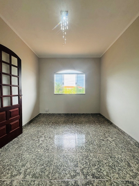 Sobrado de 3 Dormitórios e Piscina no Jd. das Torres em São Carlos/SP.: 7ª foto da galeria de imagens do imóvel