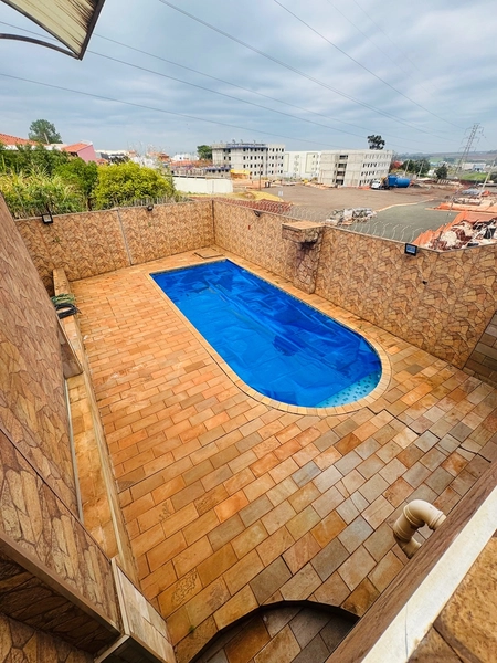 Sobrado de 3 Dormitórios e Piscina no Jd. das Torres em São Carlos/SP.: 35ª foto da galeria de imagens do imóvel