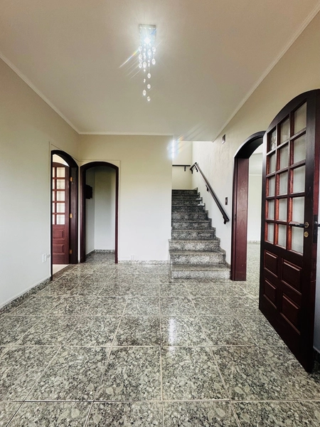 Sobrado de 3 Dormitórios e Piscina no Jd. das Torres em São Carlos/SP.: 8ª foto da galeria de imagens do imóvel