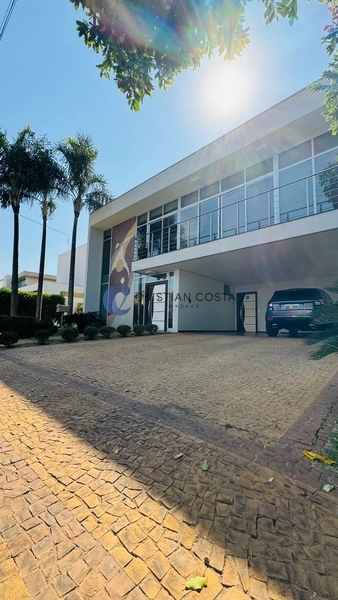Casa de 4 suítes e piscina no condomínio Swiss Park em São Carlos/SP: 2ª foto da galeria de imagens do imóvel