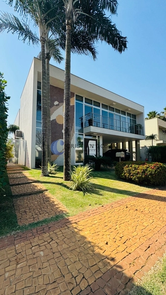 Casa de 4 suítes e piscina no condomínio Swiss Park em São Carlos/SP: 1ª foto da galeria de imagens do imóvel
