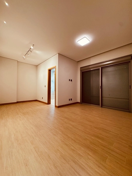 Casa nova de 3 Suítes e Piscina no Condomínio Damha IV em São Carlos/SP.: 28ª foto da galeria de imagens do imóvel