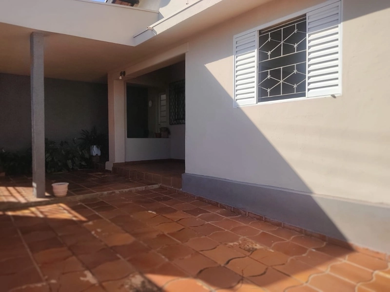 Casa de 2 Dormitórios na Vila Faria em São Carlos/SP.: 3ª foto da galeria de imagens do imóvel