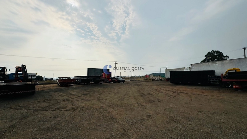 Área comercial de 16.428m² na Rodovia Washington Luiz em São Carlos/SP: 2ª foto da galeria de imagens do imóvel