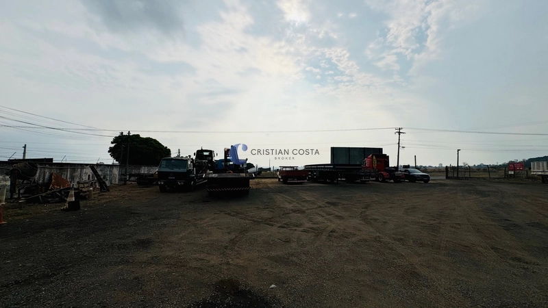 Área comercial de 16.428m² na Rodovia Washington Luiz em São Carlos/SP: 3ª foto da galeria de imagens do imóvel