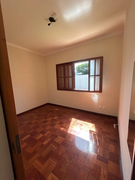 Casa de 5 Dormitórios no Condomínio Montreal em São Carlos/SP.: 6ª foto da galeria de imagens do imóvel