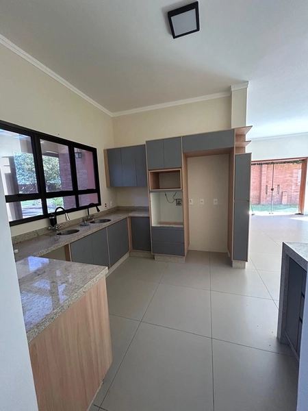 Casa de 5 Dormitórios no Condomínio Montreal em São Carlos/SP.: 2ª foto da galeria de imagens do imóvel