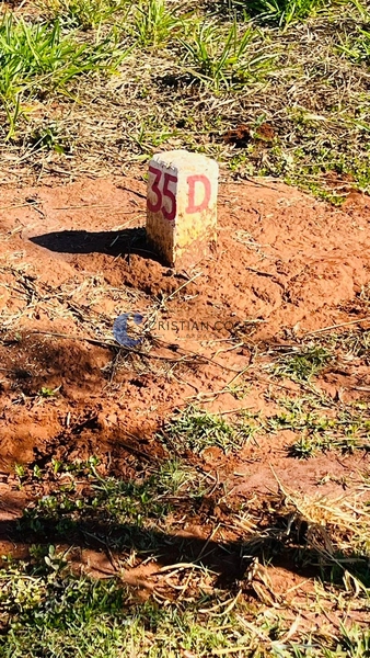 Terreno de 250 m² no Condomínio Recanto dos Sabias em São Carlos/SP: 2ª foto da galeria de imagens do imóvel