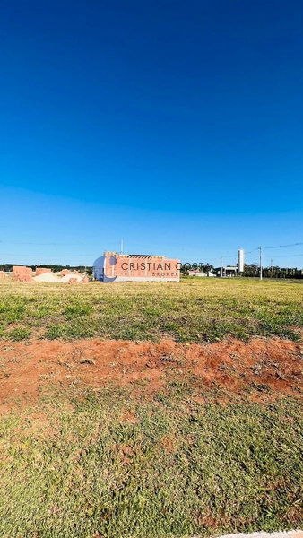 Terreno de 250 m² no Condomínio Recanto dos Sabias em São Carlos/SP: 1ª foto da galeria de imagens do imóvel