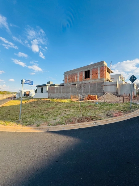 Terreno de esquina com 384,50m2 no Condomínio Faber IV em São Carlos/SP.: 5ª foto da galeria de imagens do imóvel
