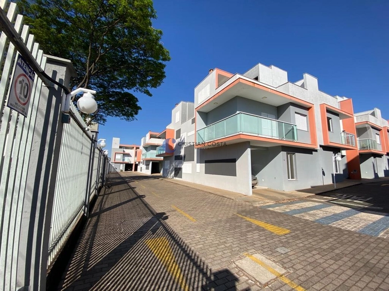 Sobrado de 3 dorm. no cond. Portal do Mediterrâneo em São Calos/SP: 3ª foto da galeria de imagens do imóvel