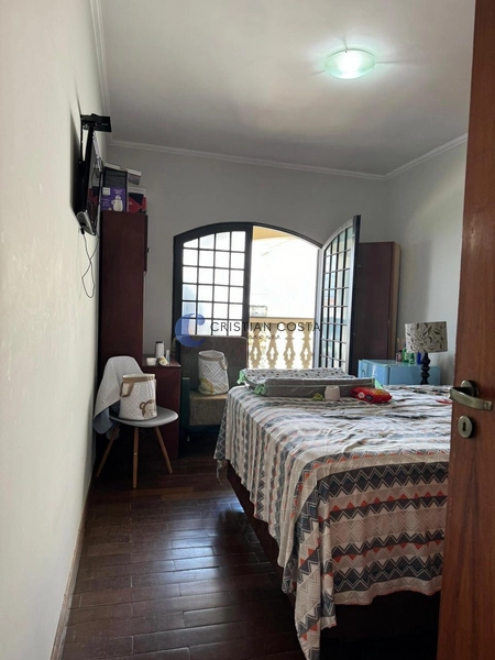 Sobrado de 4 dormitórios no bairro Nova Estância em São Carlos/SP.: 10ª foto da galeria de imagens do imóvel