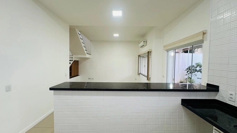 Sobrado de 3 suítes e quintal gramado no Condomínio Village damha II em São Carlos/SP.: 10ª foto da galeria de imagens do imóvel