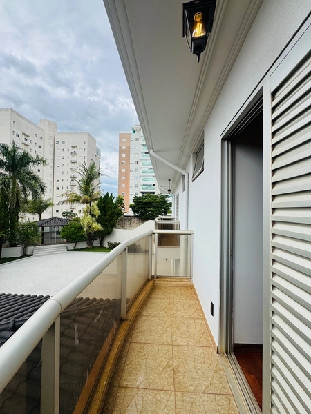 Casa de 5 Suítes e  8 Vagas Cobertas no Condomínio Faber I no Parque Faber em São Carlos/SP.: 12ª foto da galeria de imagens do imóvel