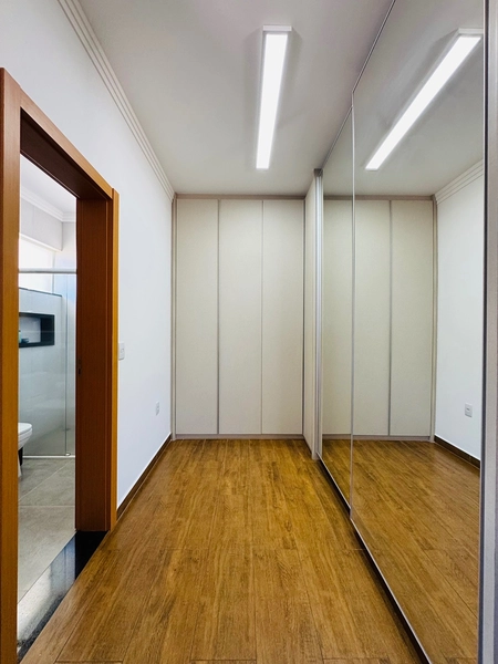 Sobrado de 4 Dormitórios e Piscina no Condomínio Village Damha III em São Carlos/SP.: 36ª foto da galeria de imagens do imóvel